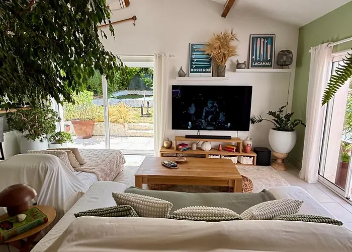 Avec Piscine Proche De Royan *