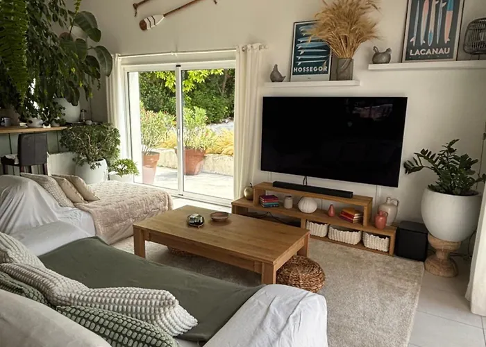 Avec Piscine Proche De Royan *