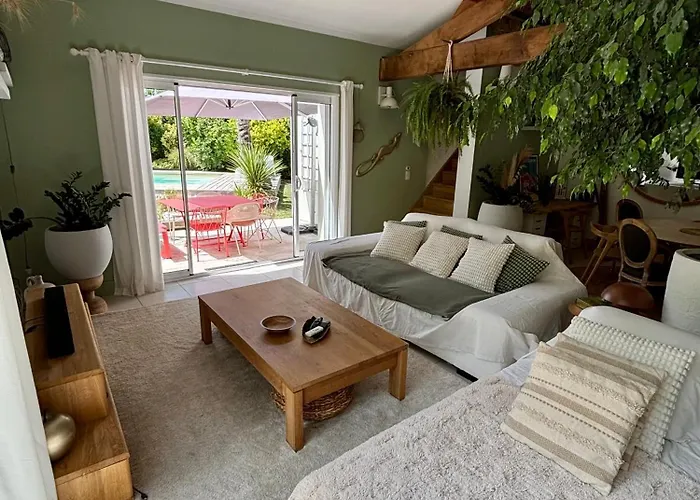 Avec Piscine Proche De Royan *