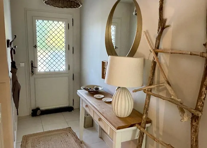 Avec Piscine Proche De Royan Villa Sémussac