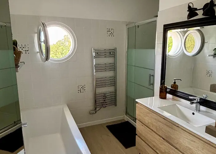 Avec Piscine Proche De Royan Villa